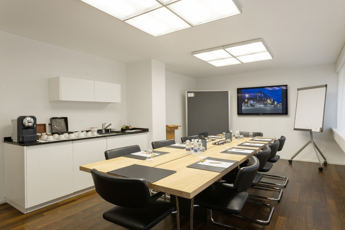 Thumbnail Workspace Boardroom Hotel ABC